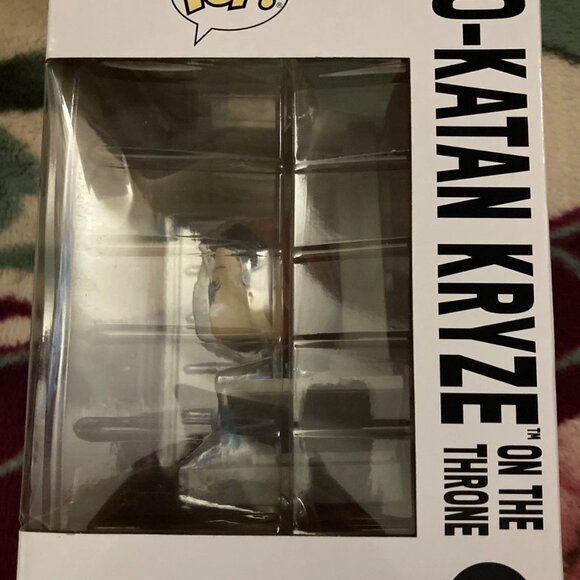 Funko Pop! Deluxe: Star Wars - Bo-Katan Kryze on the Throne #669 - Picture 4 of 8